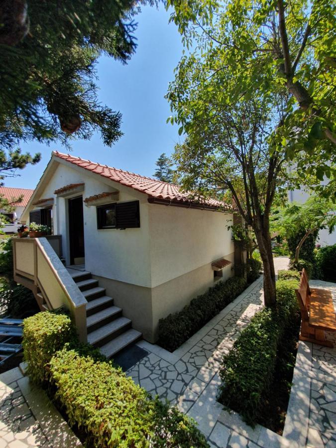 Apartments Angela Kampor Екстер'єр фото