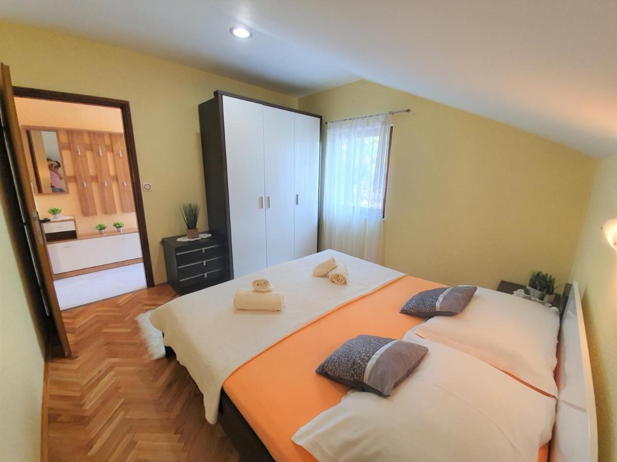 Apartments Angela Kampor Екстер'єр фото